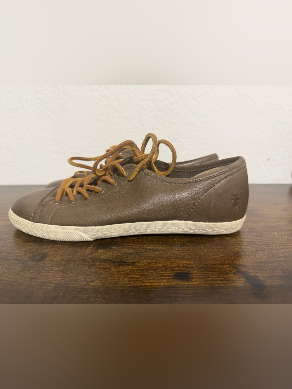 Frye Women's Ivy Leather Lace Up Sneakers Brown Size 6.5 - EUC